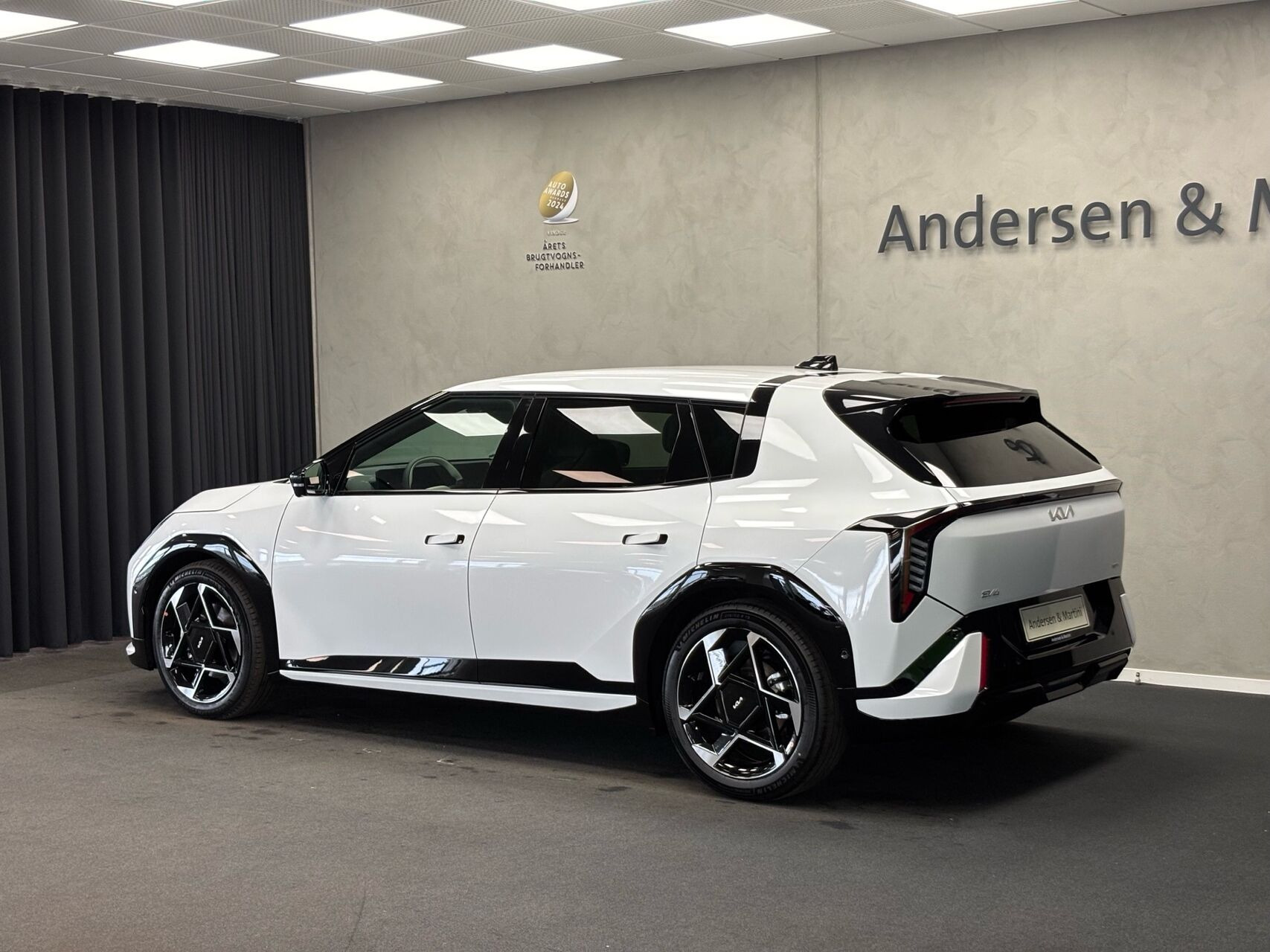 Hvid Kia EV4 fra 2026