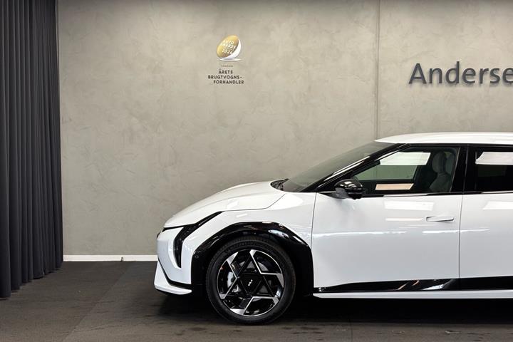 Hvid Kia EV4 fra 2026