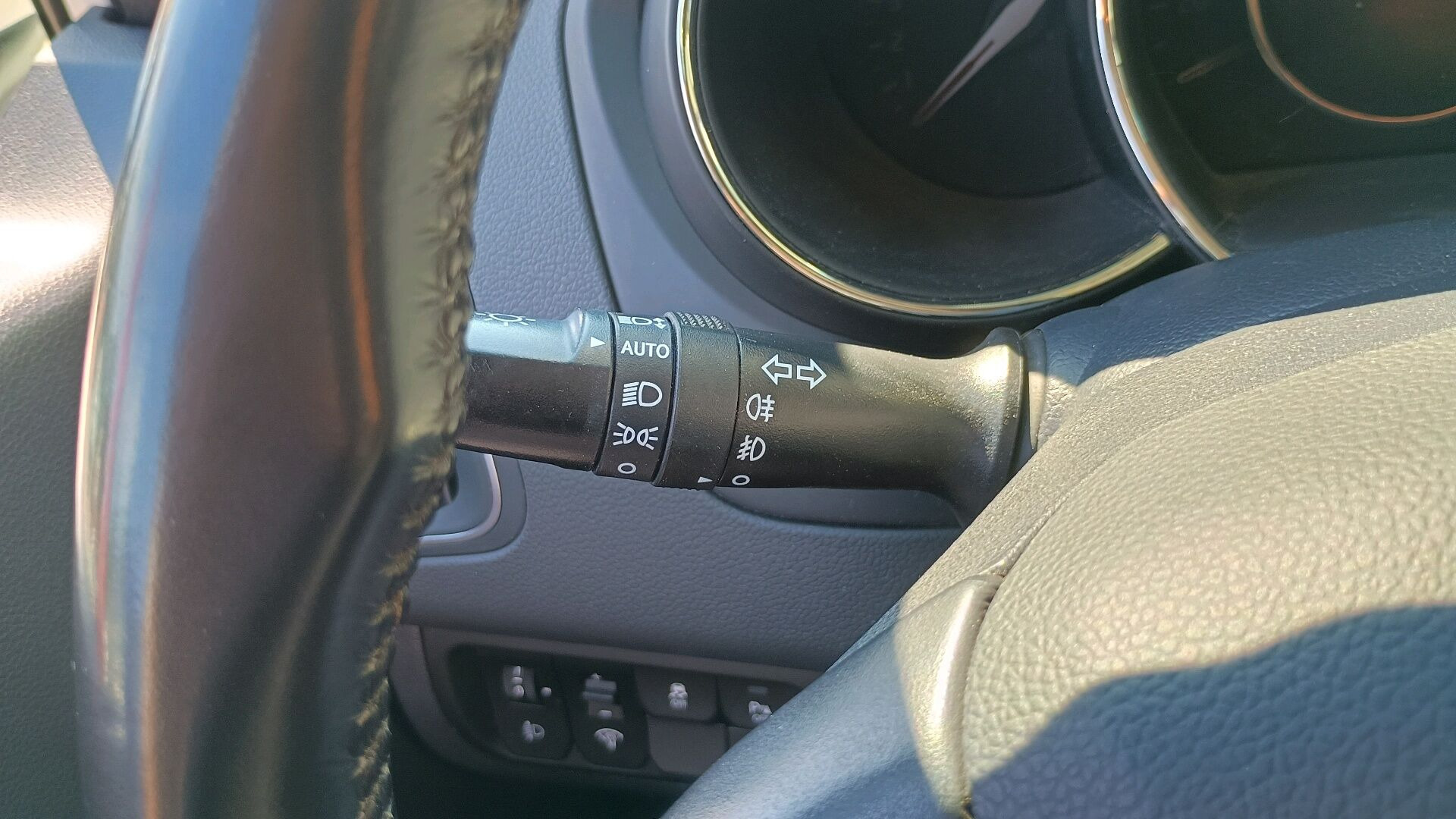 Hvid Kia Rio fra 2015