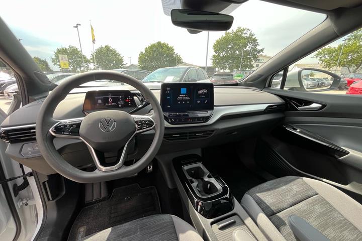 Hvid VW ID.4 fra 2024
