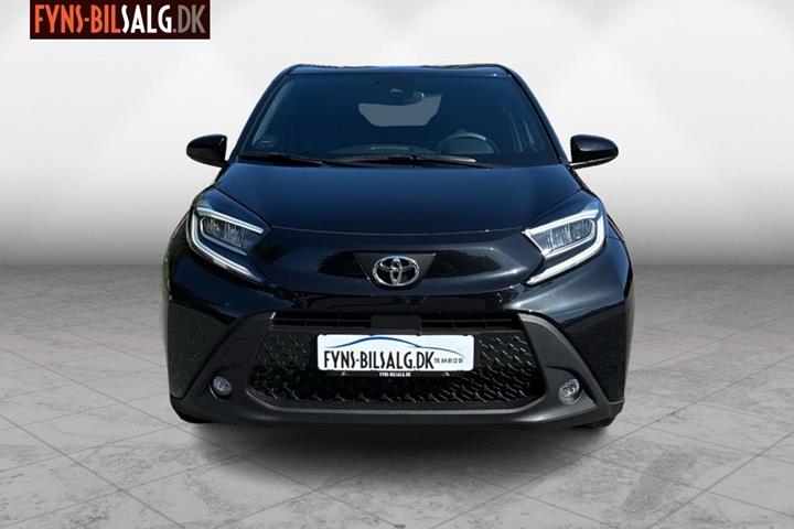 Sort Toyota Aygo X fra 2025
