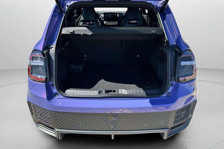 Lilla Abarth 600e fra 2025