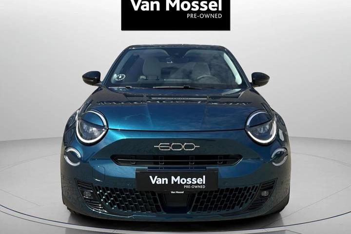 Sort Fiat 600e fra 2025
