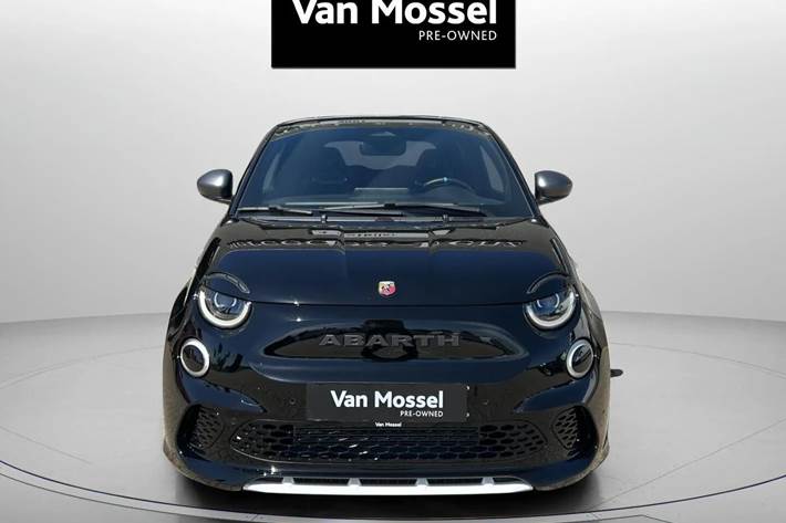 Sort Abarth 500e fra 2024