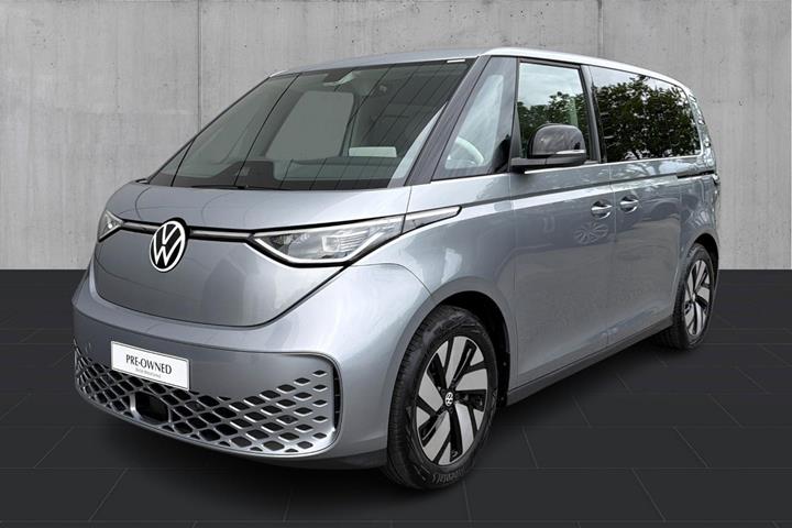 Grå VW ID.Buzz fra 2023 set udefra