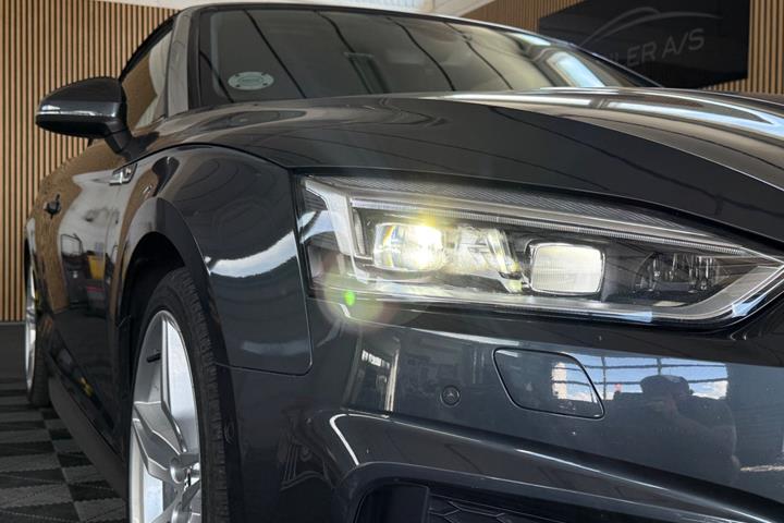 Grå Audi A5 fra 2018