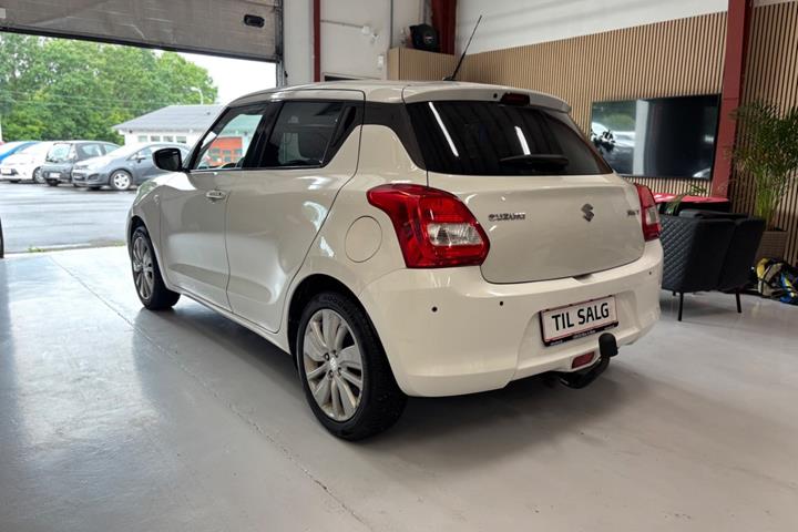Hvid Suzuki Swift fra 2018