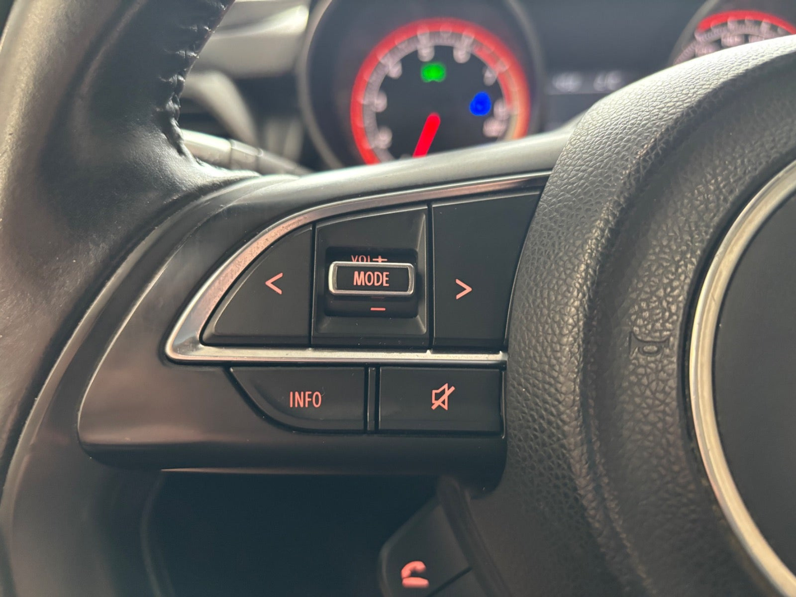 Hvid Suzuki Swift fra 2018