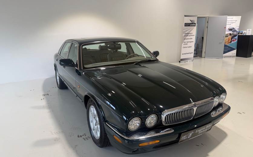 Jaguar XJ8 4,0 Sovereign aut.