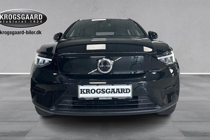 Sort Volvo XC40 fra 2023