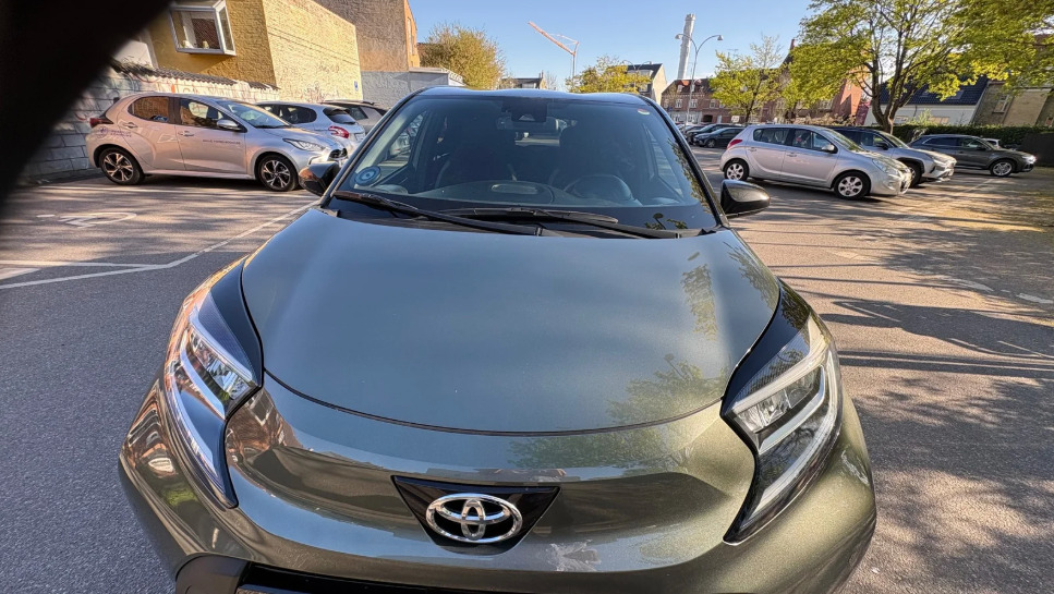 Grøn Toyota Aygo X fra 2023