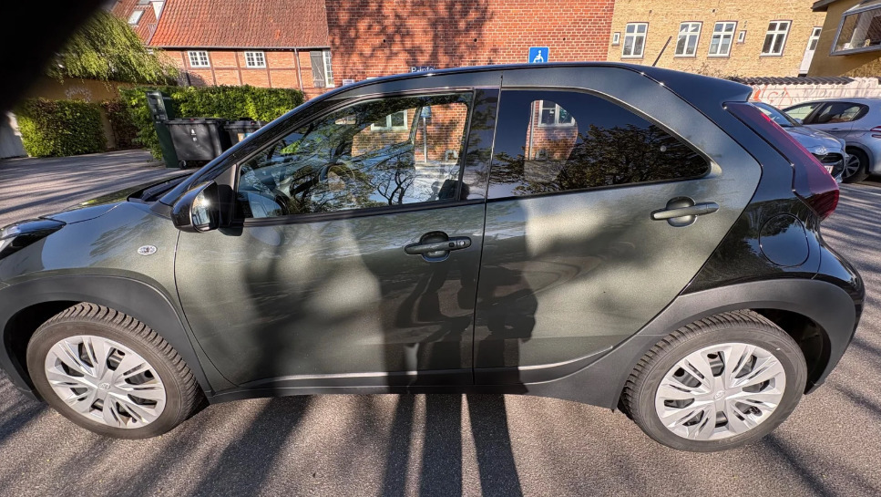 Grøn Toyota Aygo X fra 2023