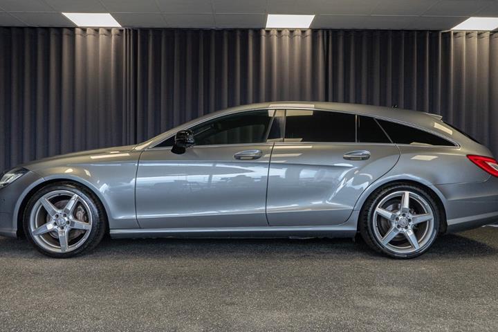 Grå Mercedes CLS350 fra 2013
