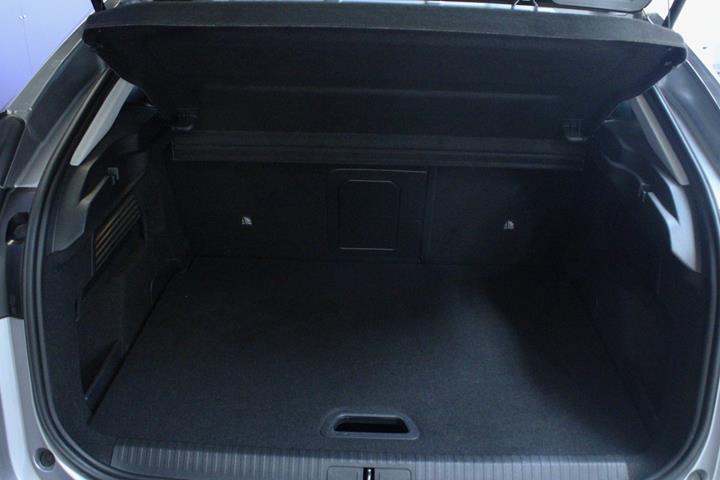 Sølv Citroën ë-C4 fra 2023