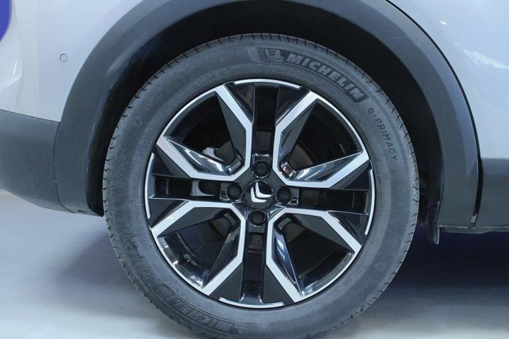 Sølv Citroën ë-C4 fra 2023