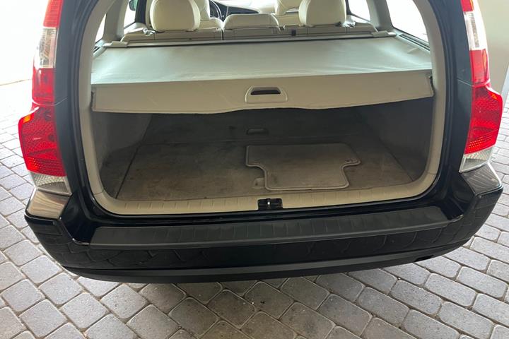 Sort Volvo V70 fra 2006