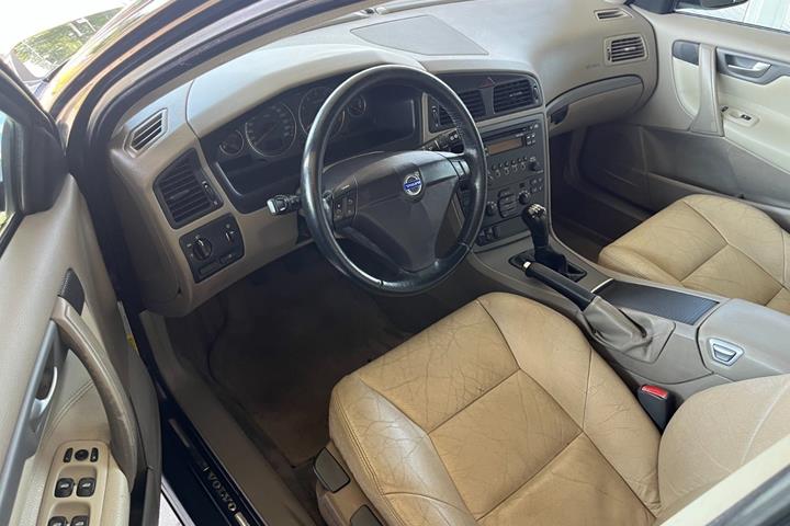 Sort Volvo V70 fra 2006