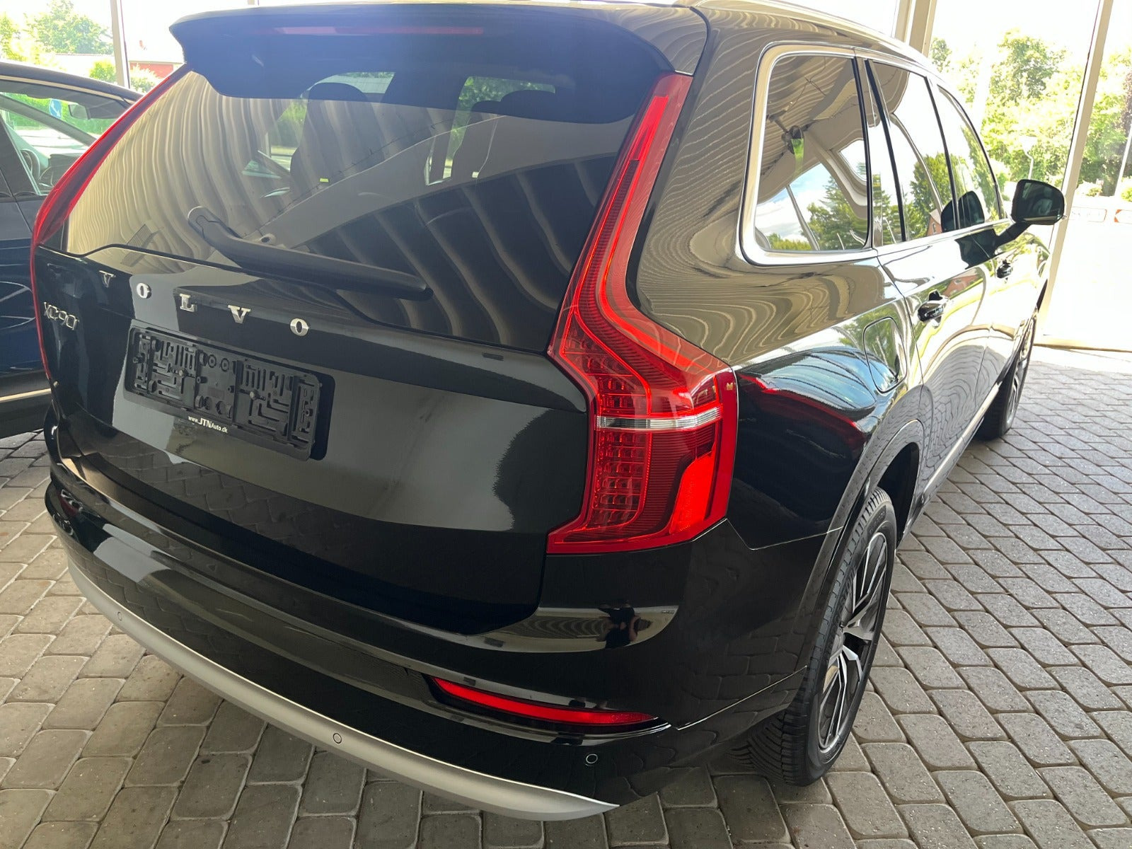 Sort Volvo XC90 fra 2022