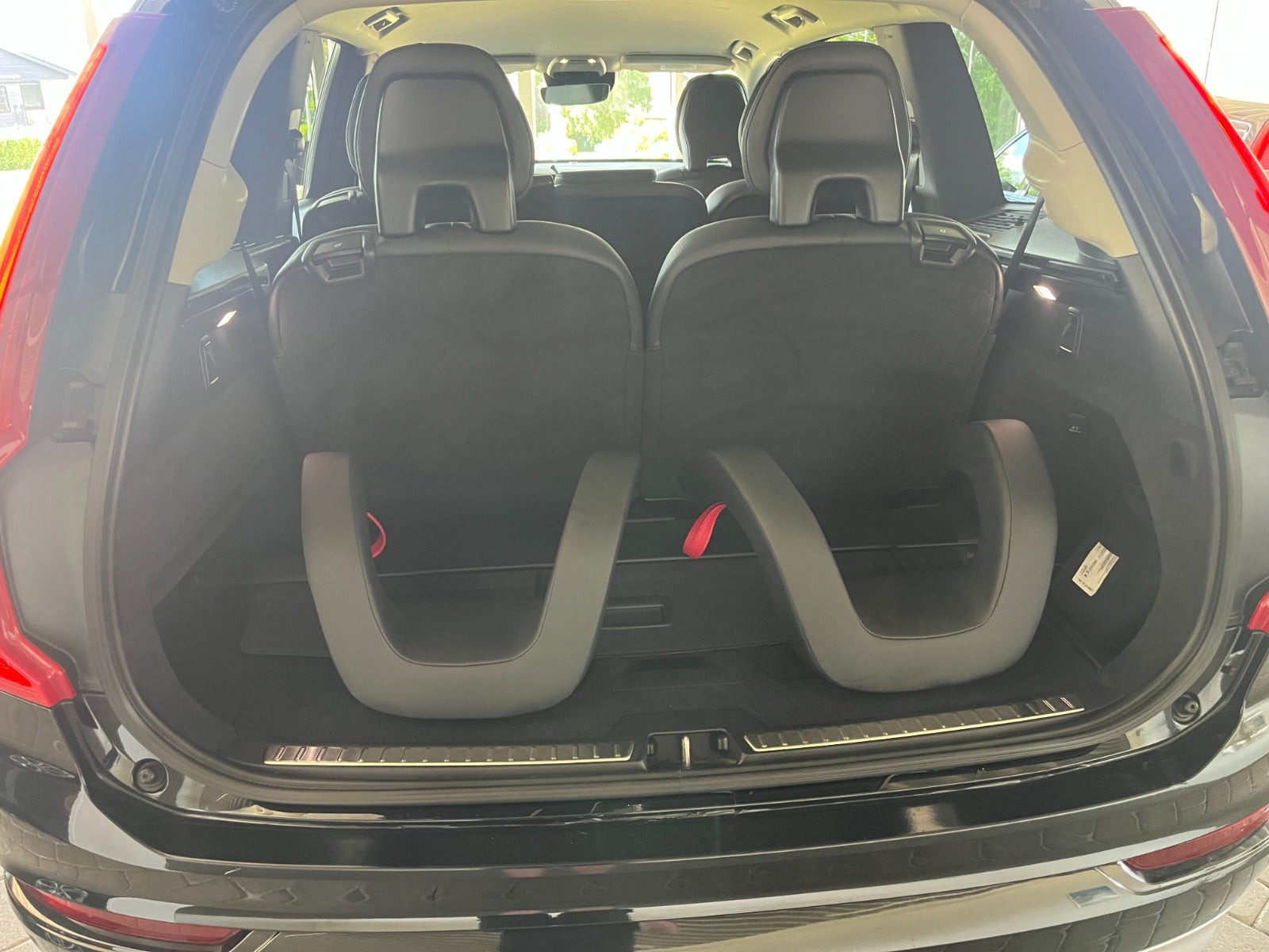 Sort Volvo XC90 fra 2022