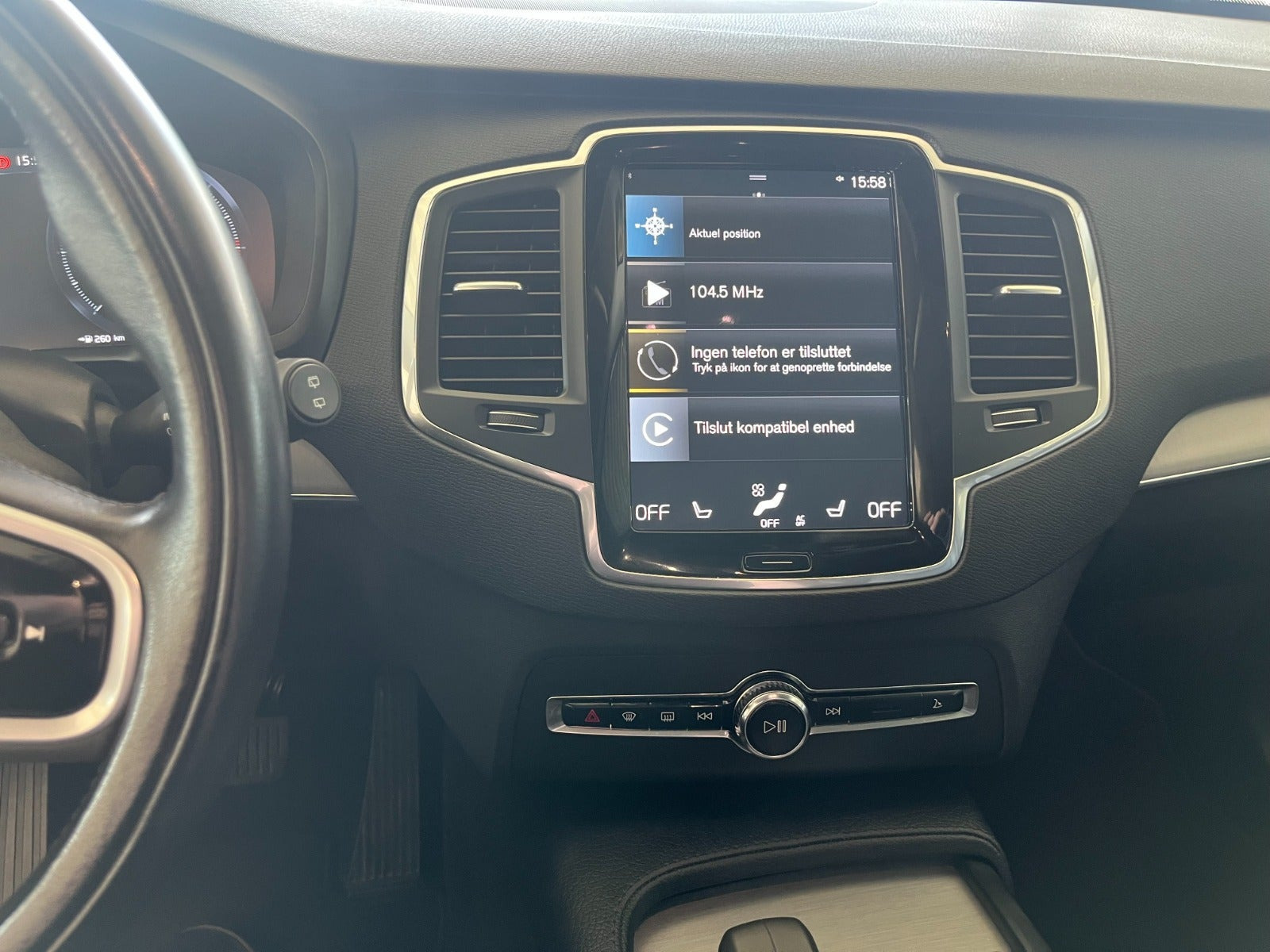 Sort Volvo XC90 fra 2022