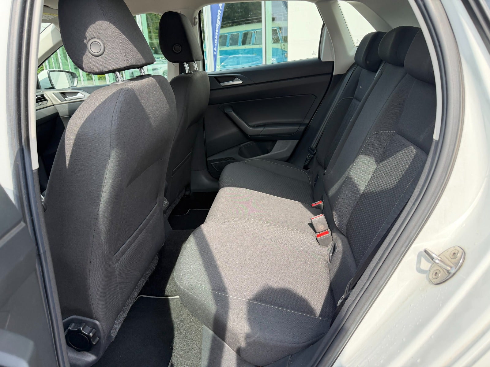 Hvid VW Polo fra 2020