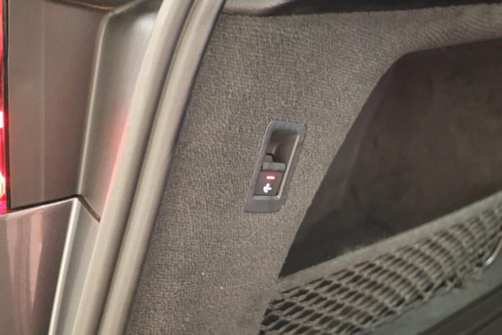 Grå Audi A6 fra 2021