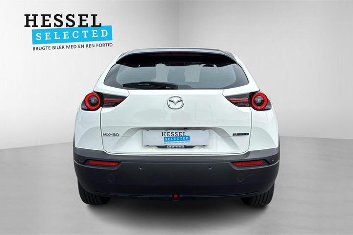 Hvid Mazda MX-30 fra 2022