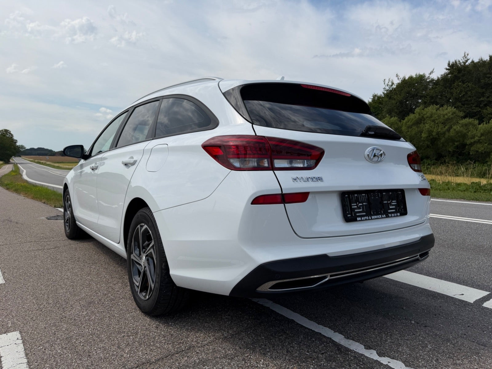 Hvid Hyundai i30 fra 2021