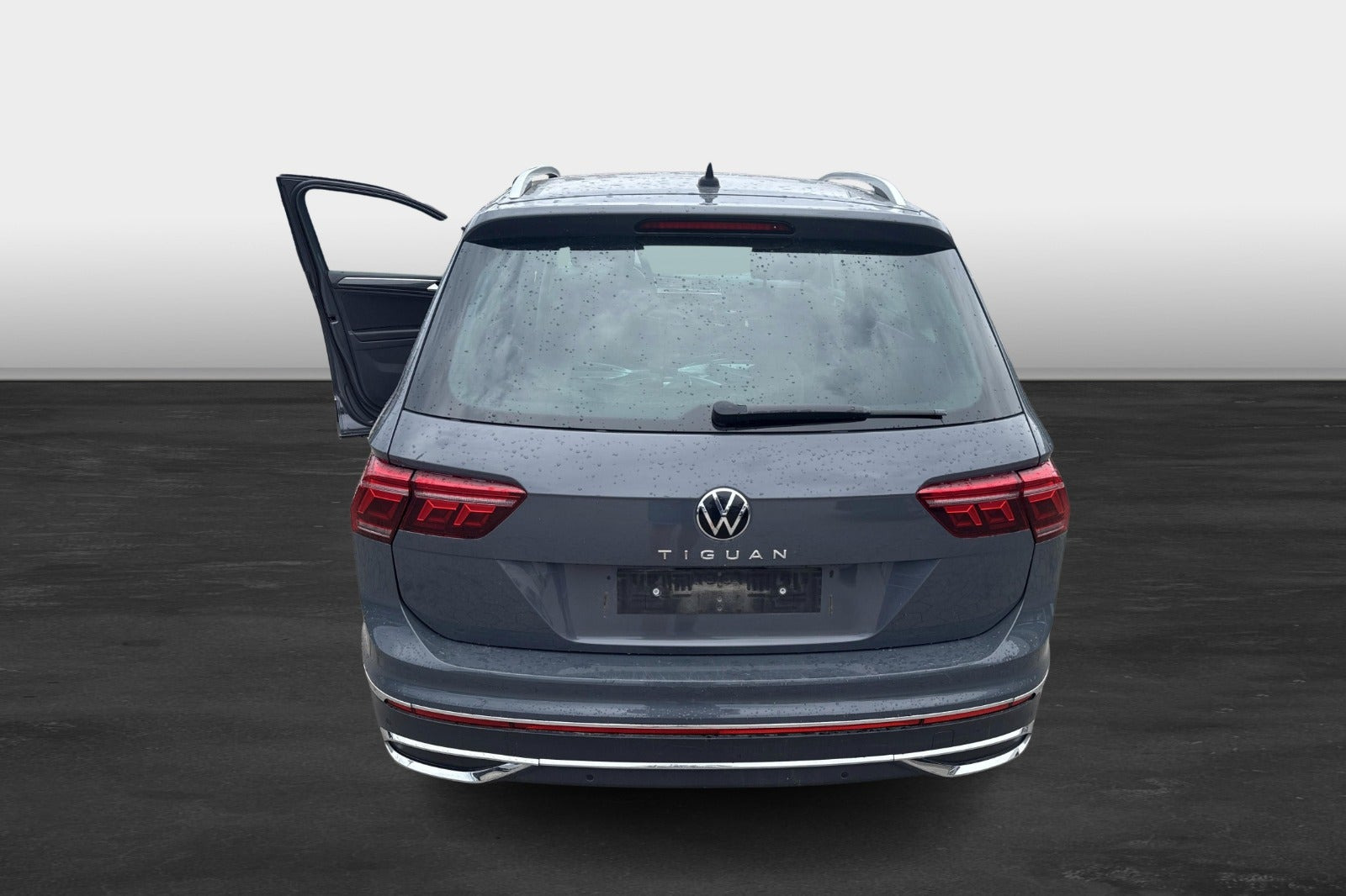Grå VW Tiguan fra 2021