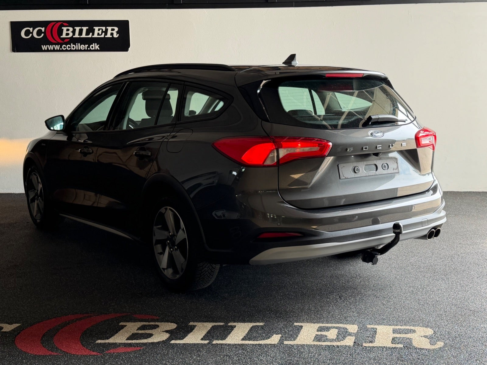 Grå Ford Focus fra 2019