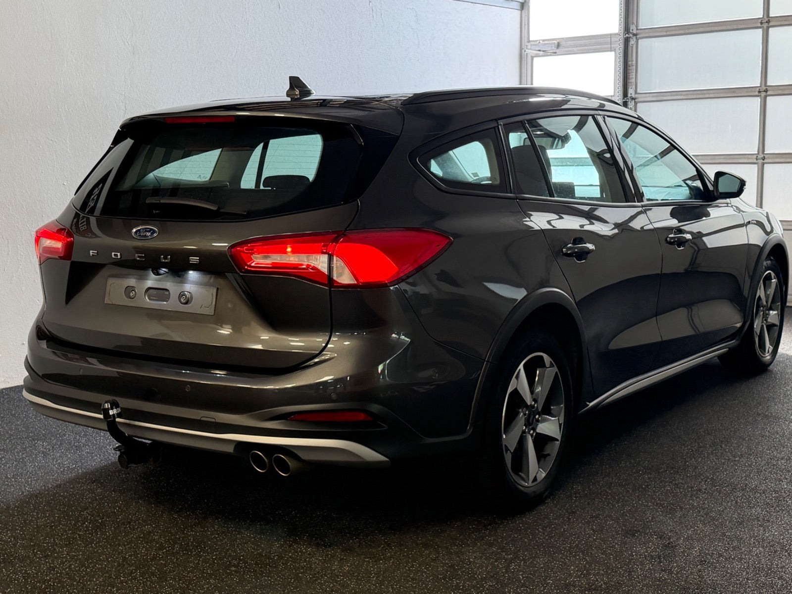 Grå Ford Focus fra 2019