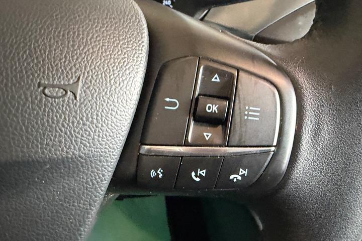 Grå Ford Focus fra 2019