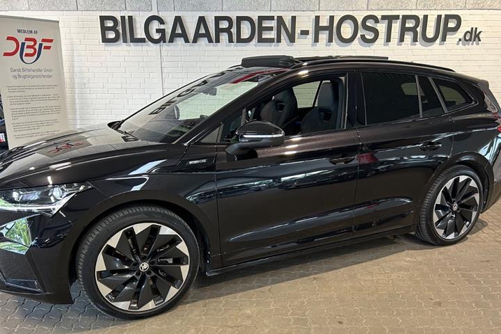 Sort Skoda Enyaq fra 2021