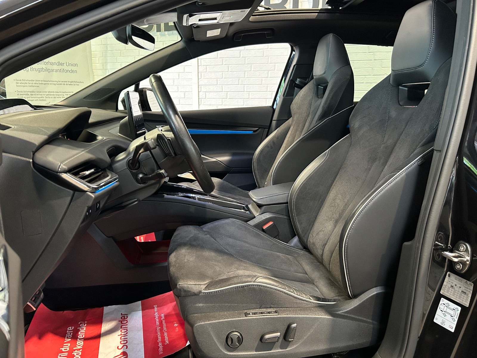 Sort Skoda Enyaq fra 2021