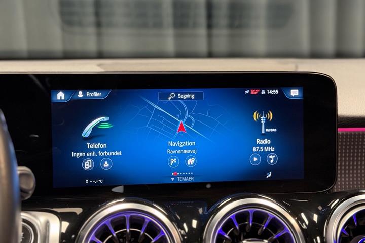Sort Mercedes EQB 250 fra 2022