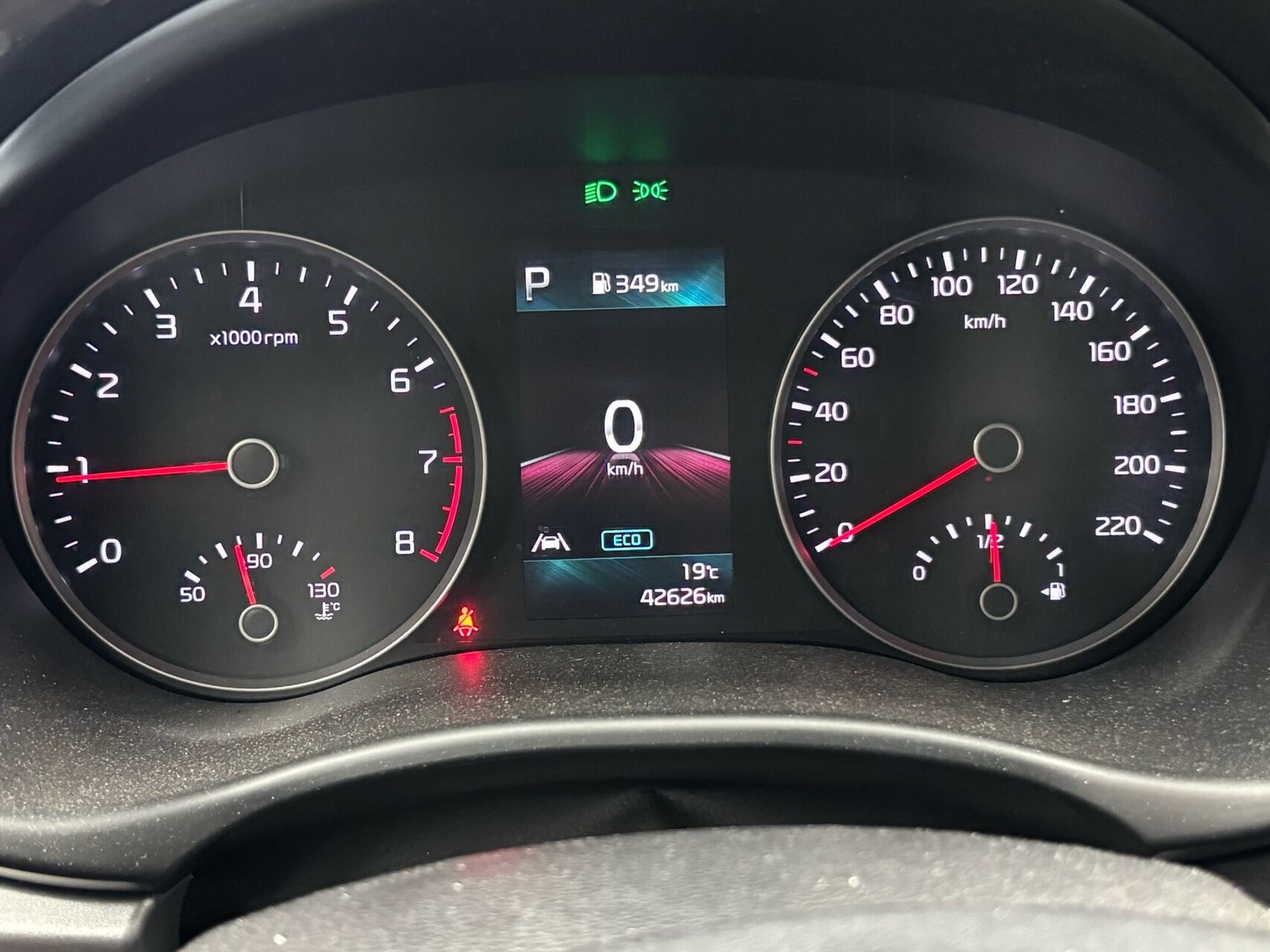 Sølv Kia Rio fra 2023