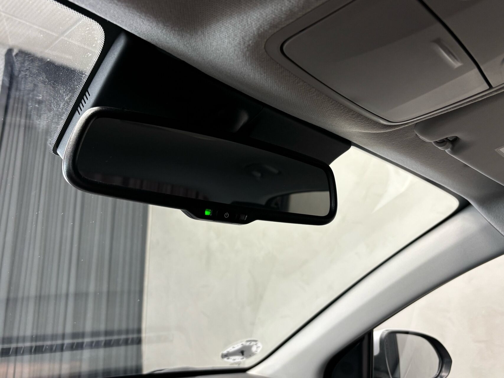 Sølv Kia Rio fra 2023