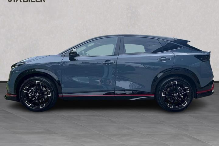 Grå Nissan Ariya fra 2026