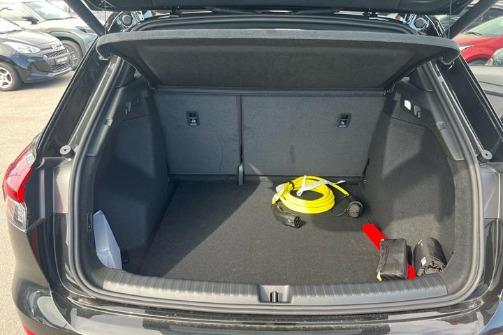 Sort Audi Q4 fra 2026
