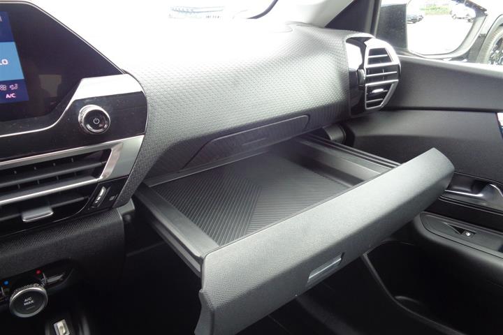 Grå Citroën ë-C4 fra 2021