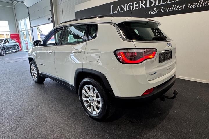 Hvid Jeep Compass fra 2021