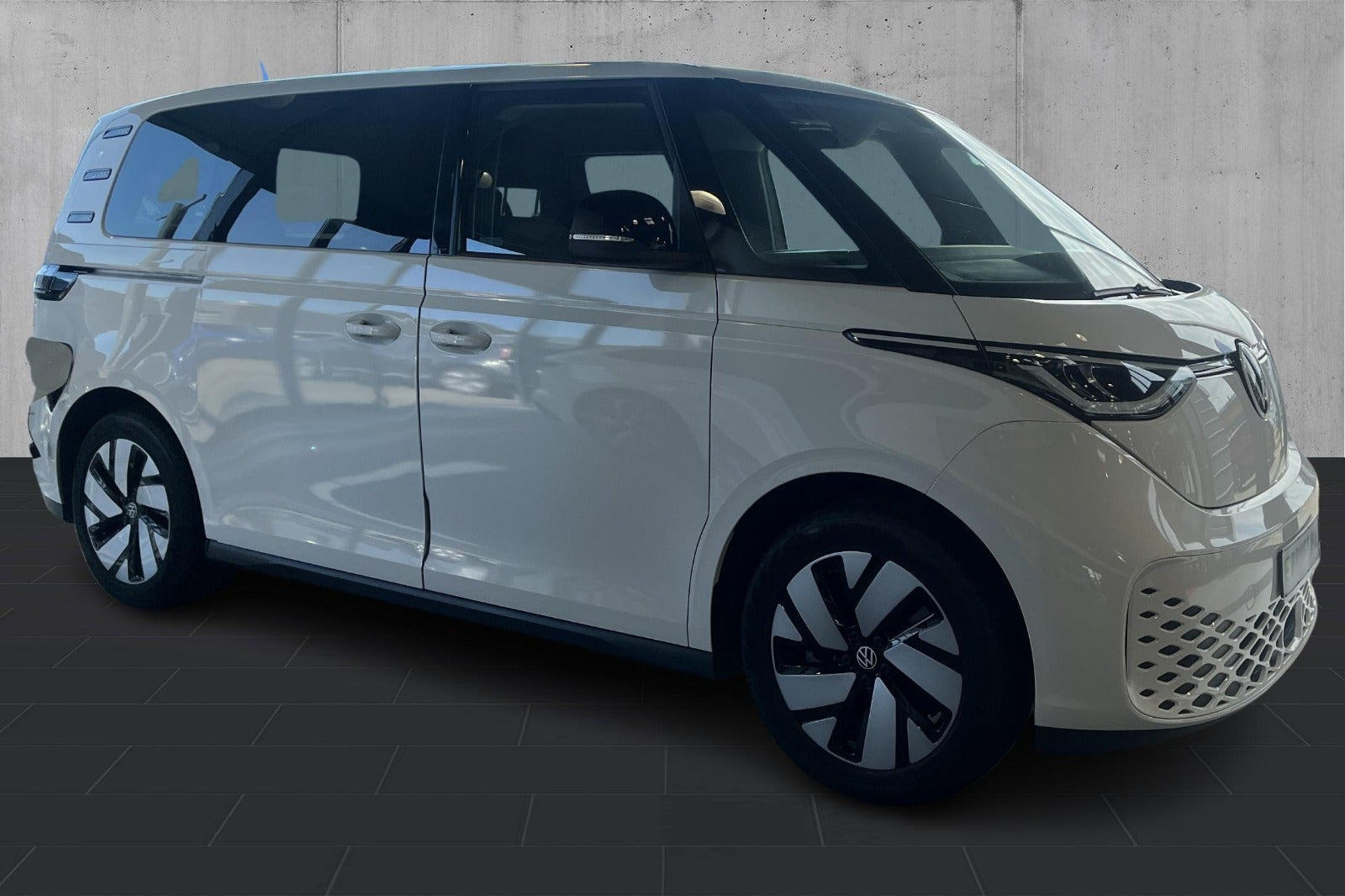 Hvid VW ID.Buzz fra 2023