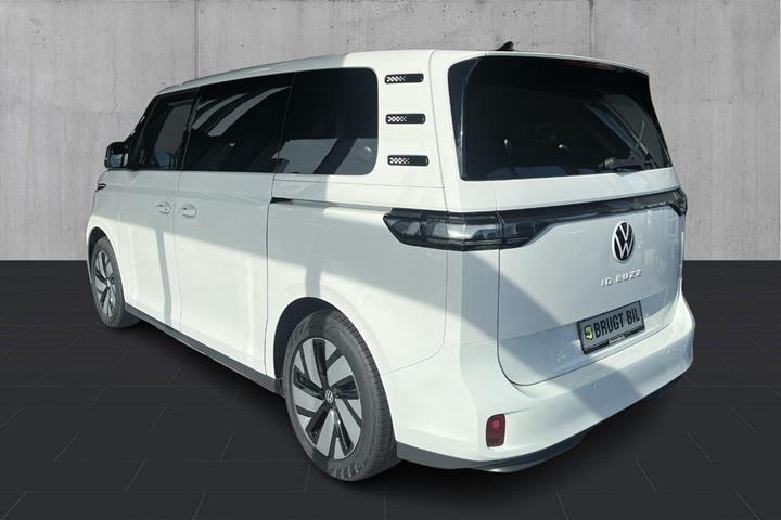 Hvid VW ID.Buzz fra 2023