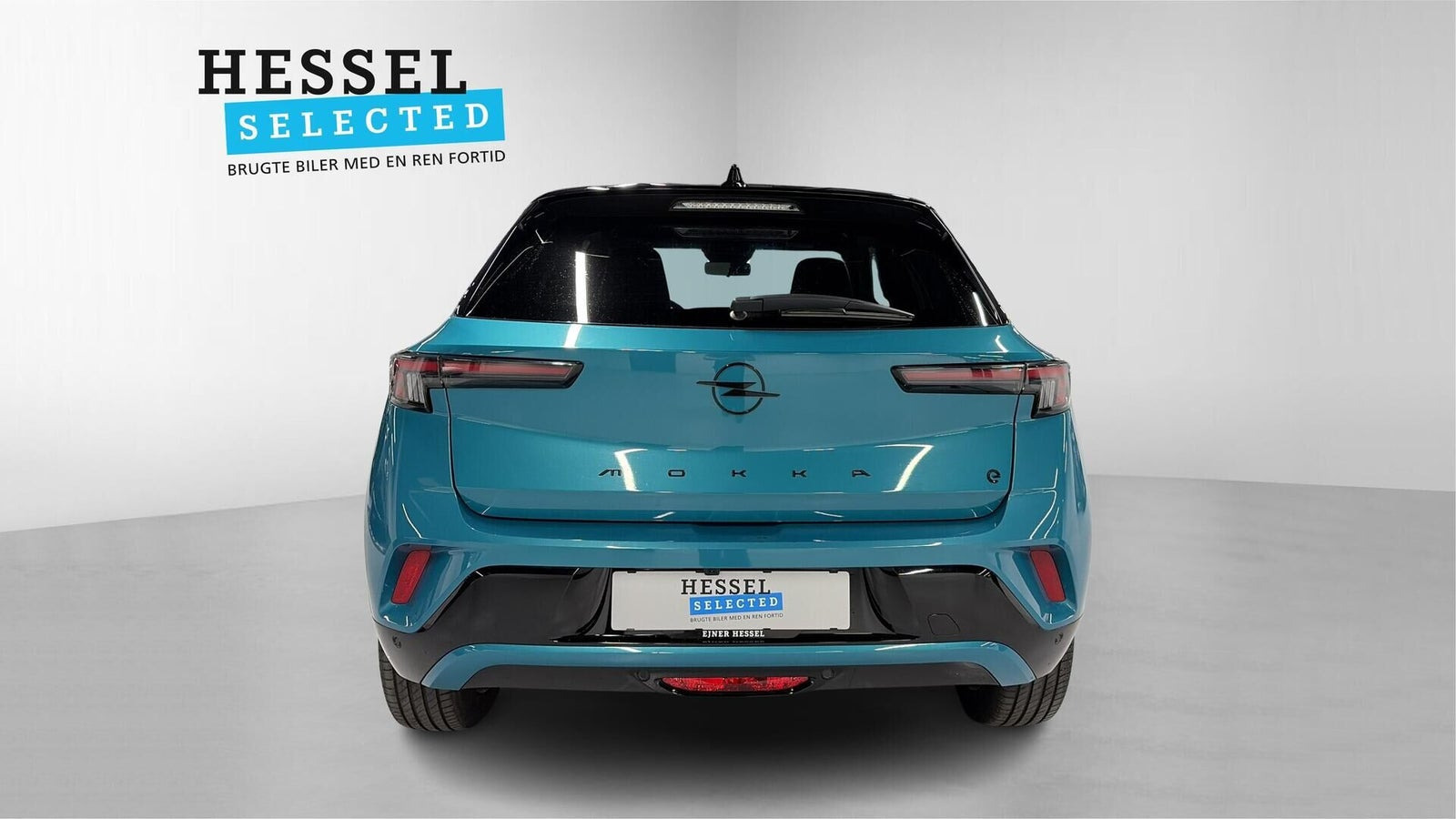 Blå Opel Mokka-e fra 2025