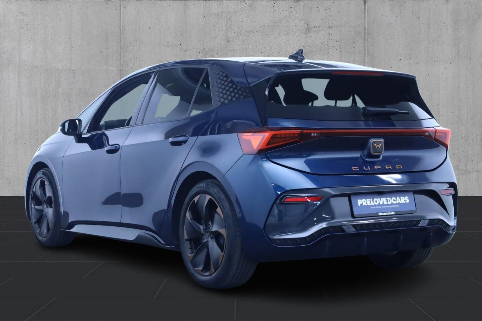Blå Cupra Born fra 2022