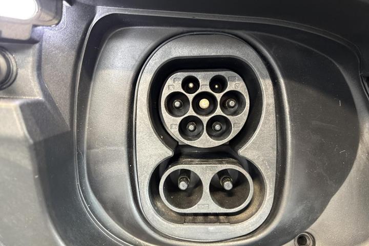 Blå Cupra Born fra 2022