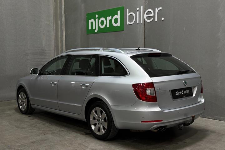 undefined Skoda Superb fra 2010