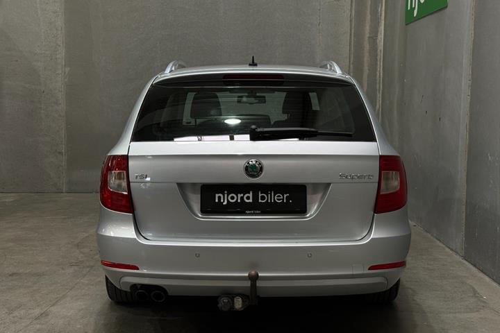 undefined Skoda Superb fra 2010