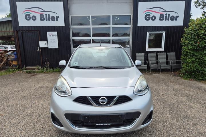 Grøn Nissan Micra fra 2017