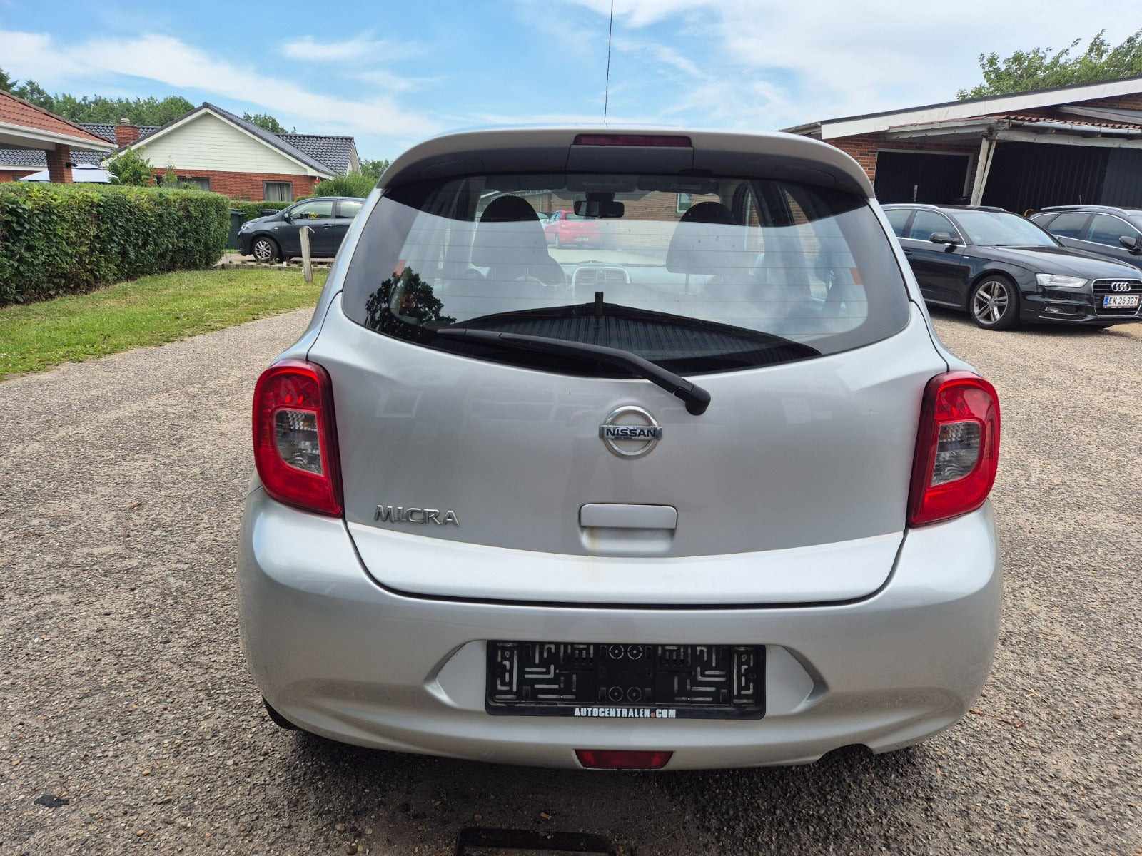 Grøn Nissan Micra fra 2017